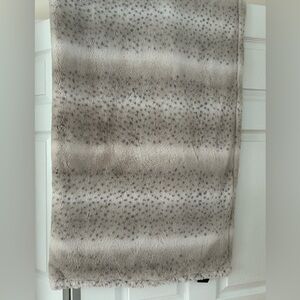 Cuddl Duds Plush Faux Fur Throw